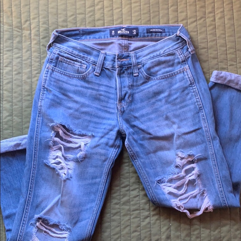 Hollister Low Rise Boyfriend jeans